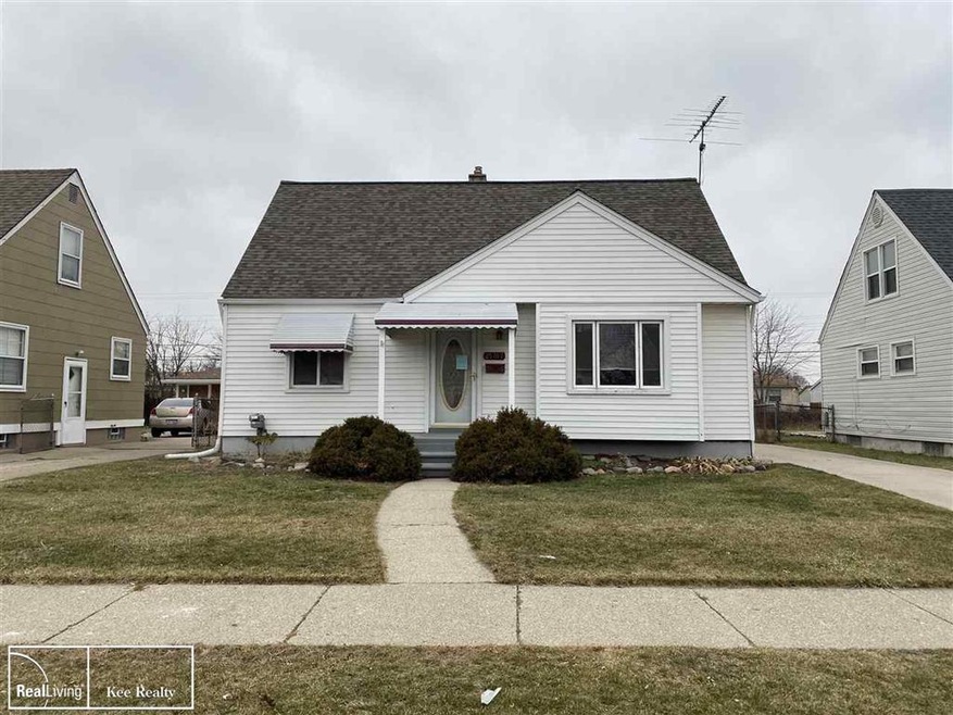 25767 Wiseman St, Roseville, MI 48066 - photo 1