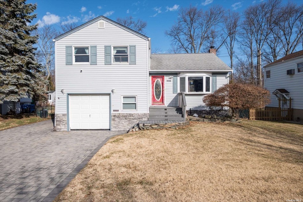 4135 Duff Place, Seaford, NY 11783 - photo 1