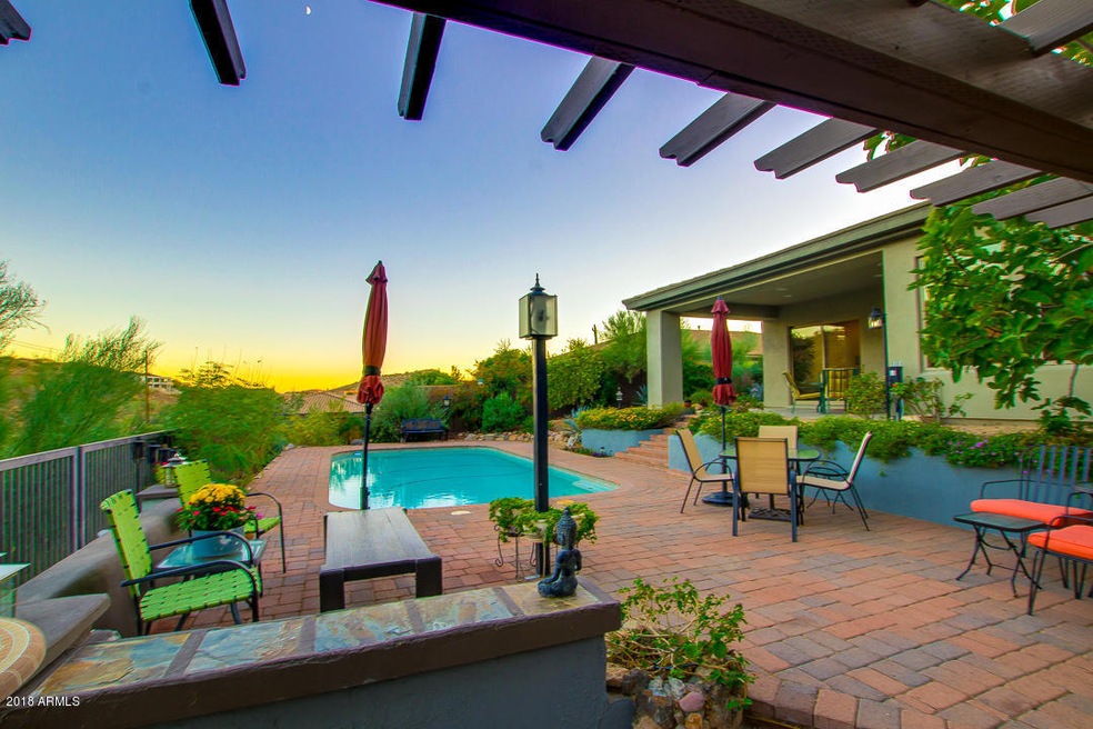 Private Backyard Retreat