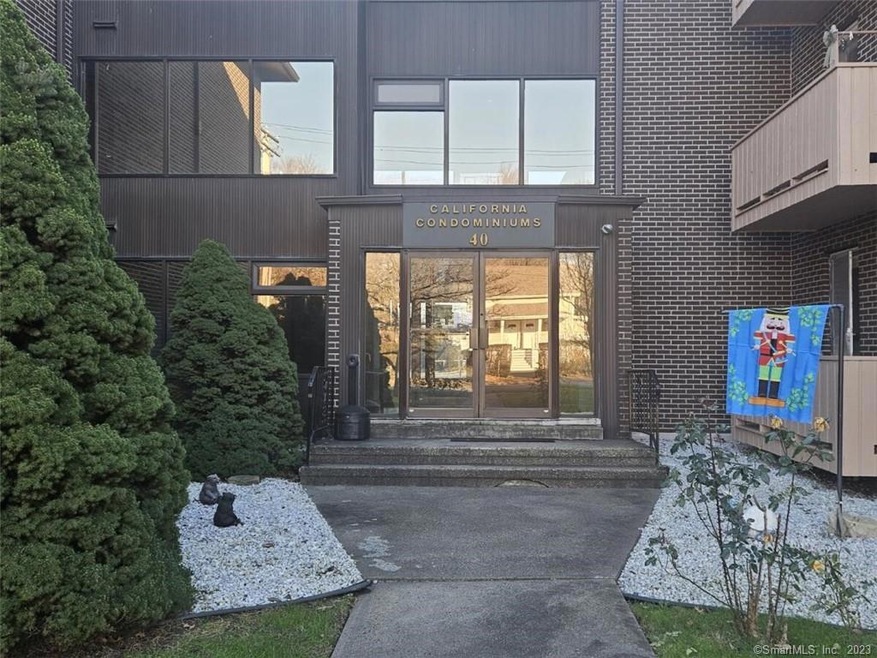 40 California St unit A5, Stratford, CT 06615 - photo 1