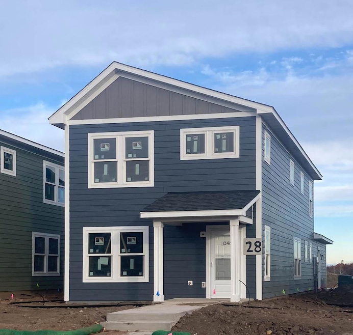 1346 Winthrop St N, Saint Paul, MN 55119 - photo 1