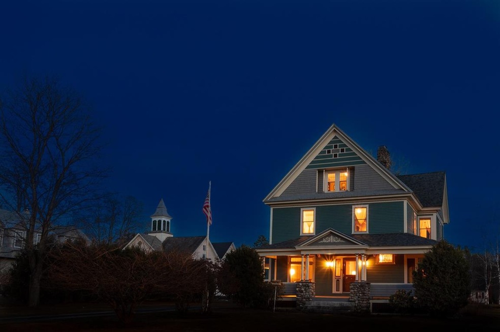 97 South St, Littleton, NH 03561 - photo 1