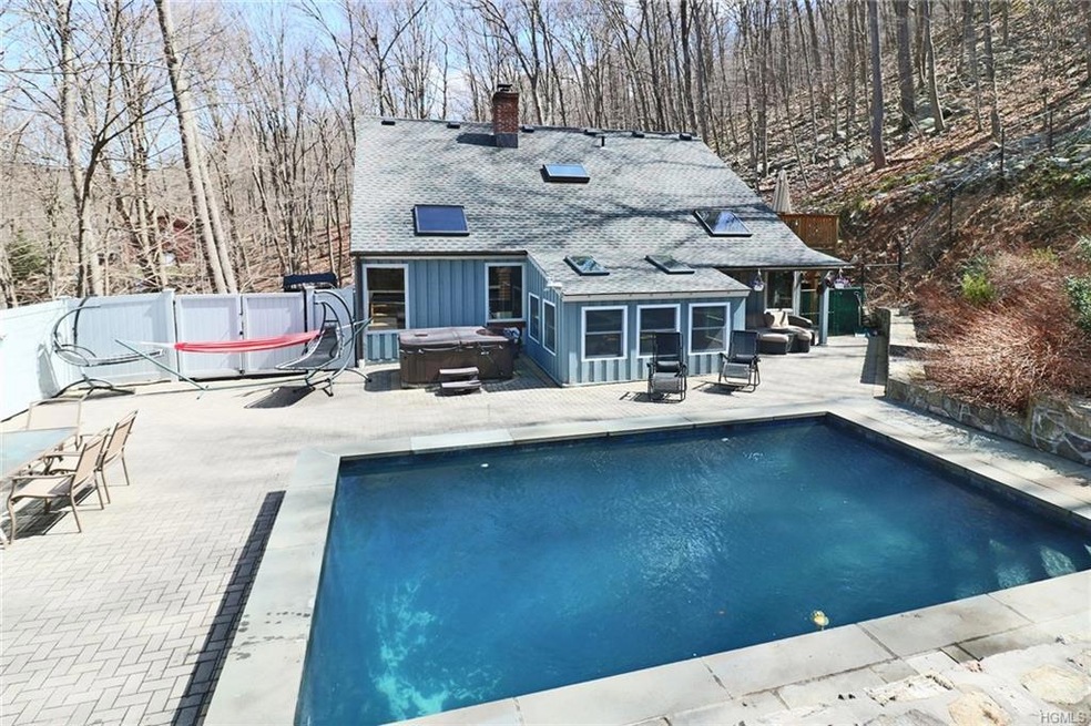 176 Bell Hollow Rd, Putnam Valley, NY 10579 - photo 1