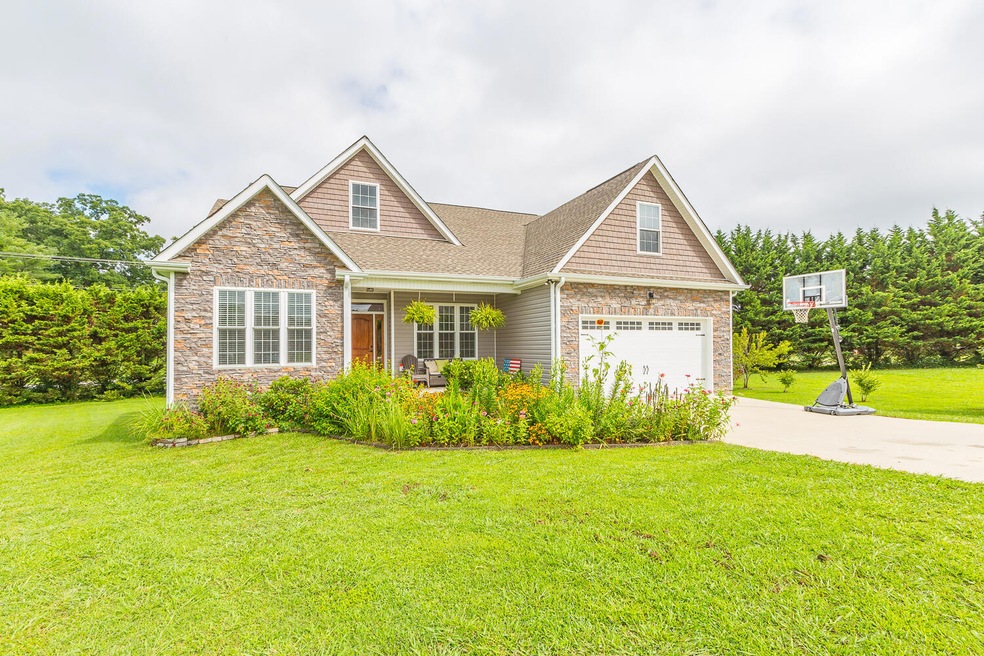 49 W Acorn Rock Spring 30739 HD -2