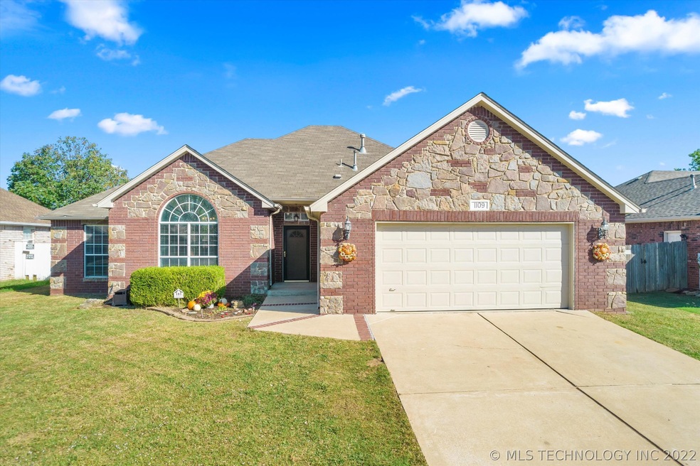 1109 S 35th St, Broken Arrow, OK 74014 - photo 1