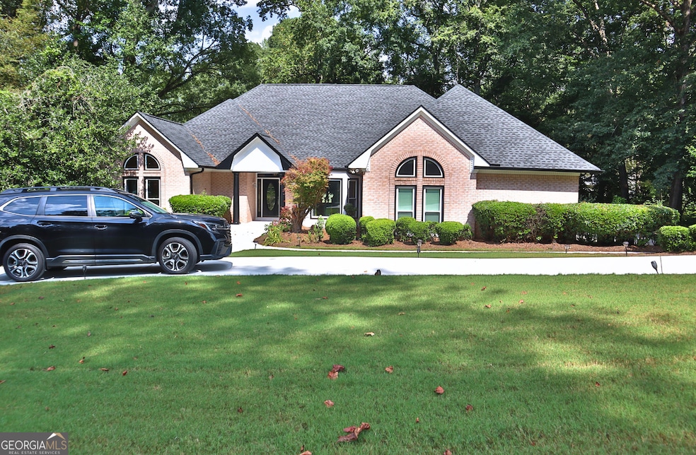 122 Royal Burgess Way, McDonough, GA 30253 - photo 1