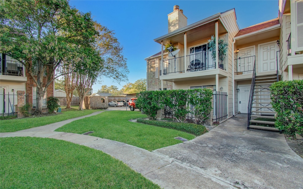 Welcome to 2800 Jeanetta St!