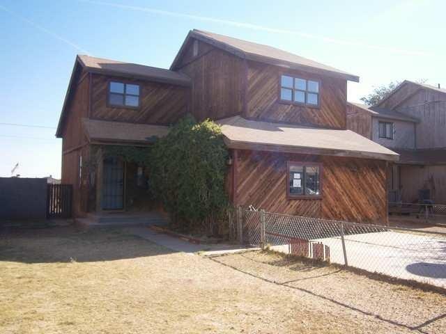 816 Henderson St, Winslow, AZ 86047 - photo 1