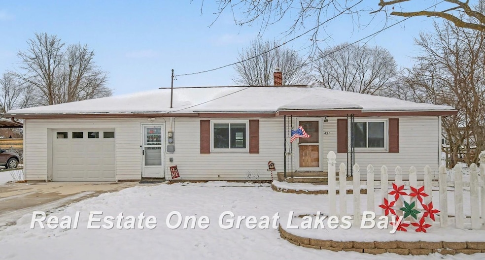 421 S Parsons St, Merrill, MI 48637 - photo 1