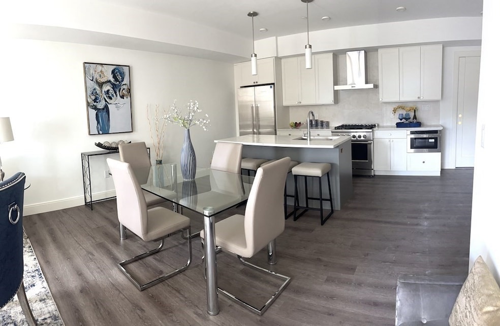 Sold $1,125,000 • Co-Listing Agent