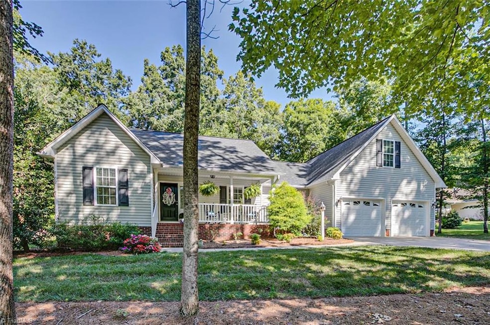 2156 Betty McGee Dr, Asheboro, NC 27205 - photo 1