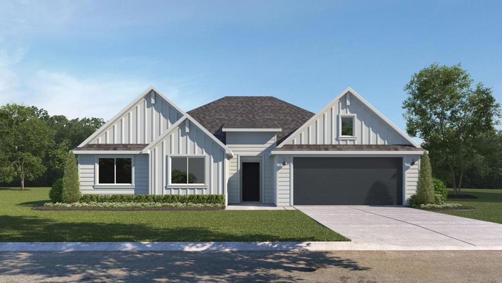 700 Grace Ln, Fredericksburg, TX 78624 - photo 1