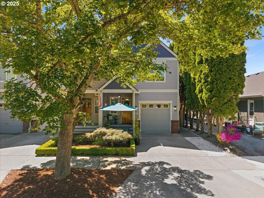 Pending $435,000 • Co-Listing Agent