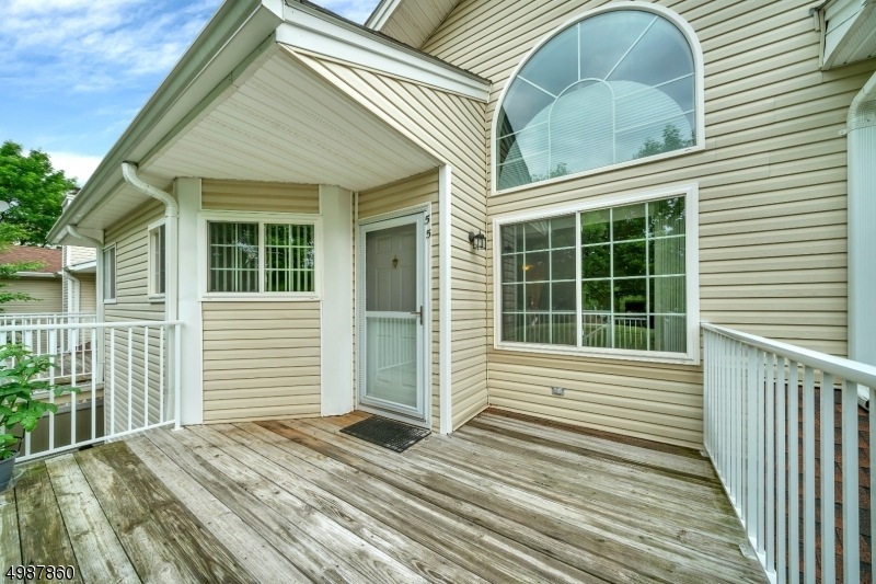 55 Academy Ct, Bedminster, NJ 07921 - photo 1