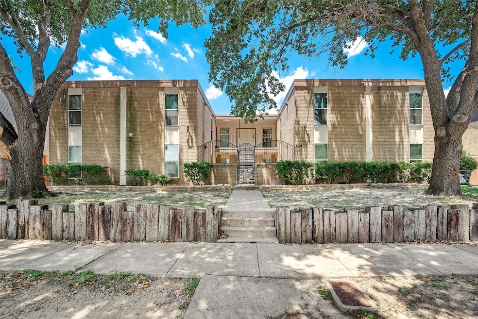 3824 Cibolo Dr, Fort Worth, TX 76133 - photo 1