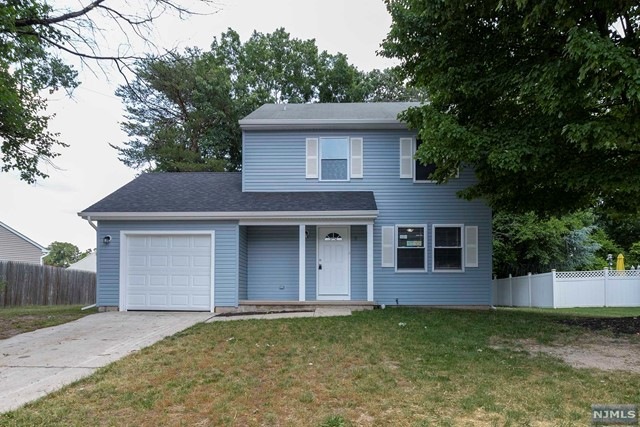 18 Torrington Dr, Sicklerville, NJ 08081 - photo 1