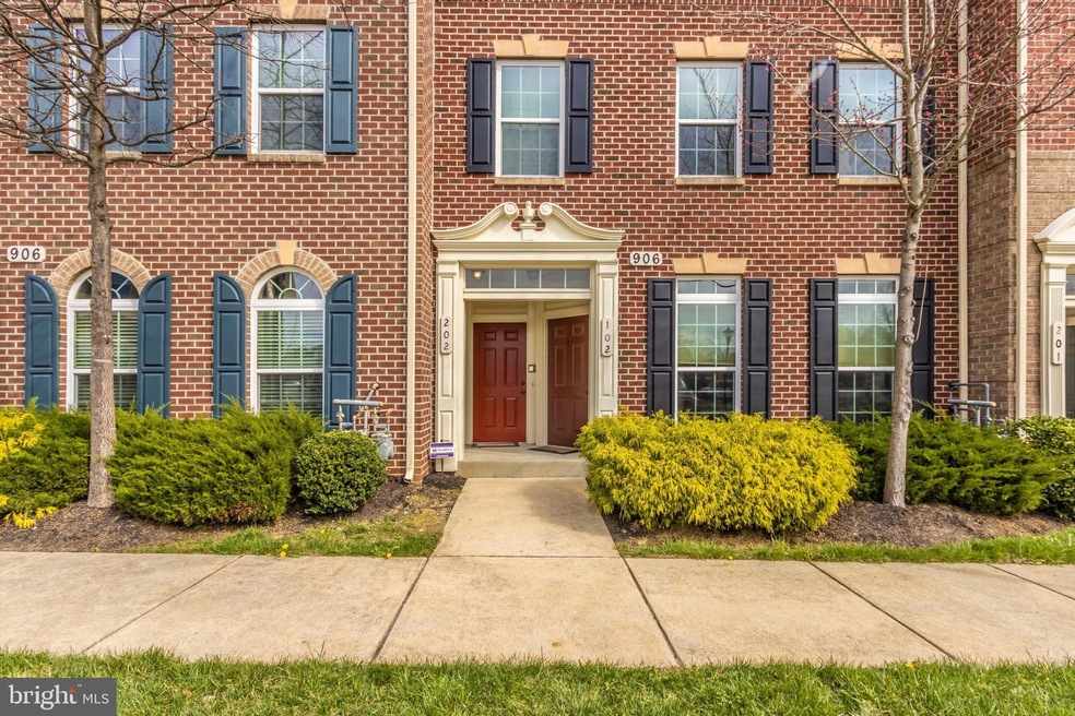 906 Hall Station Dr unit 202, Bowie, MD 20721 - photo 1