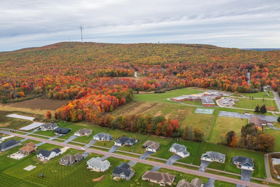 Under Contract $649,900