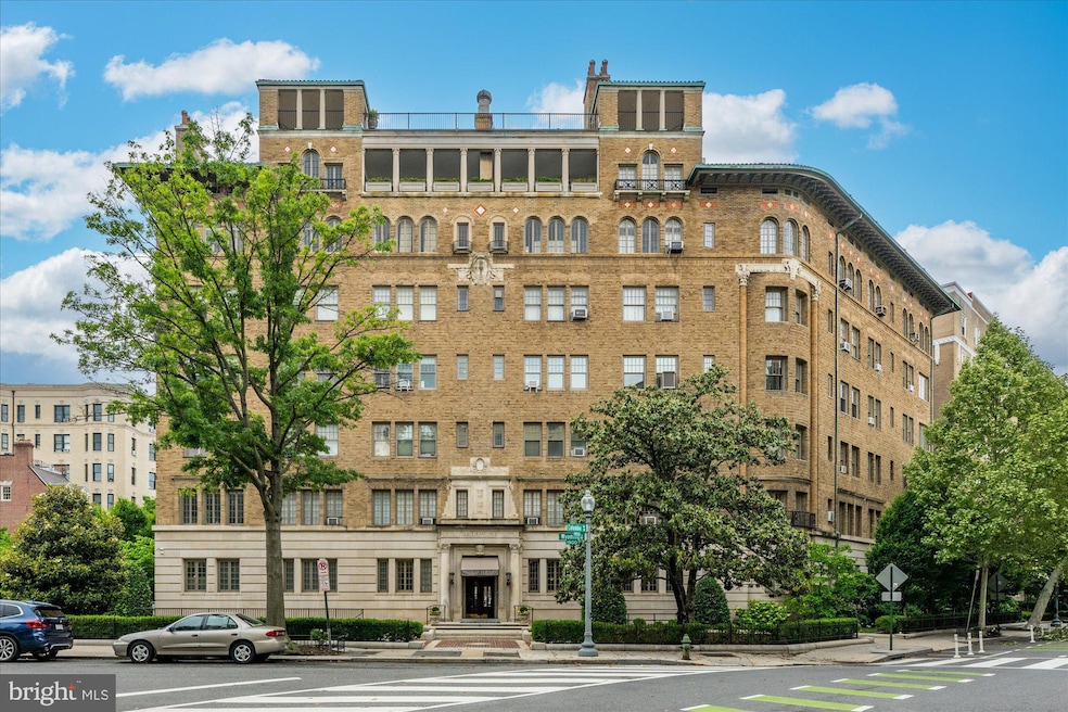 The Altamont unit 75, Washington, DC 20009 - photo 1