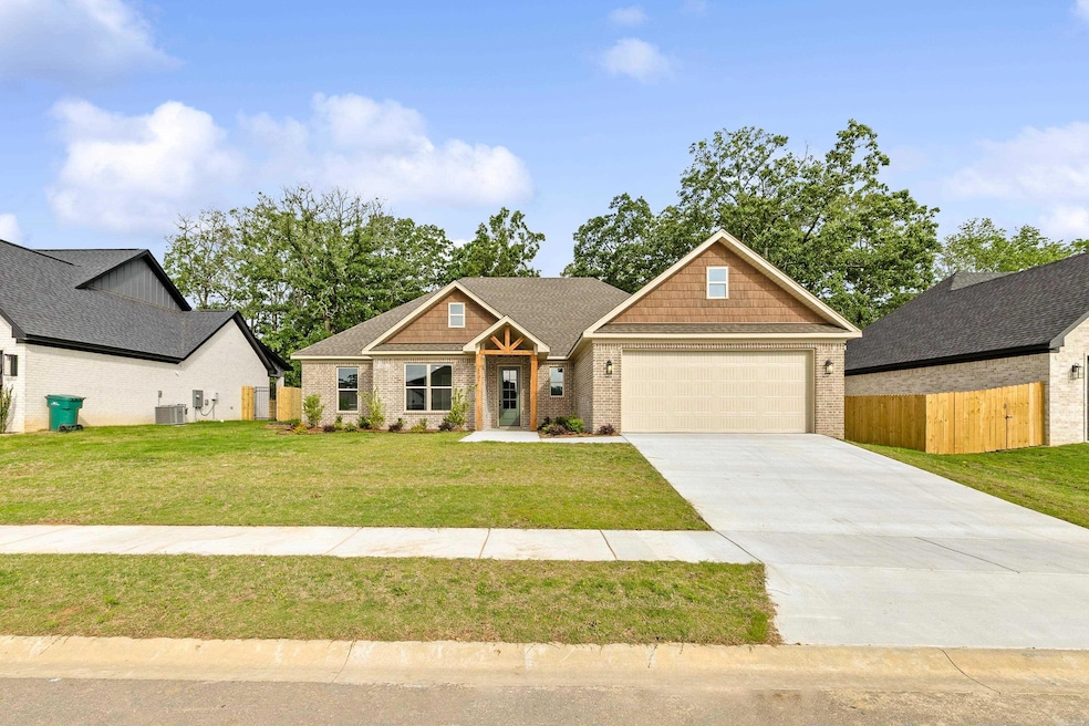 Under Contract $386,900