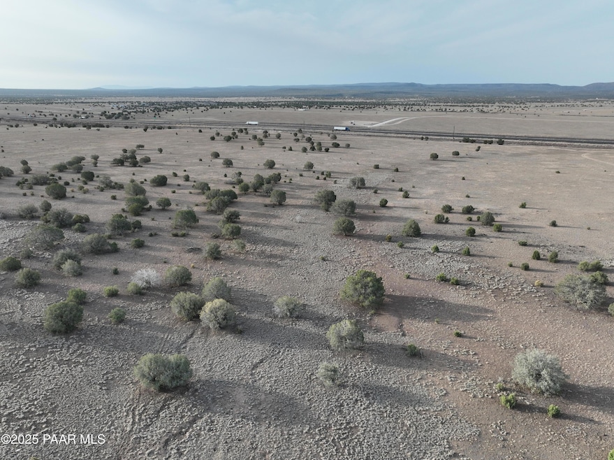 78 Lakota Ranch Rd, Ash Fork, AZ 86320 - photo 1