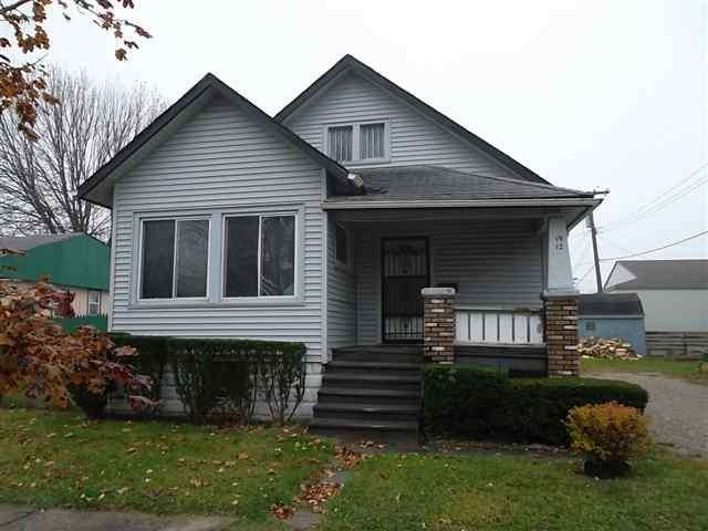 1912 Minnie St, Port Huron, MI 48060 - photo 1