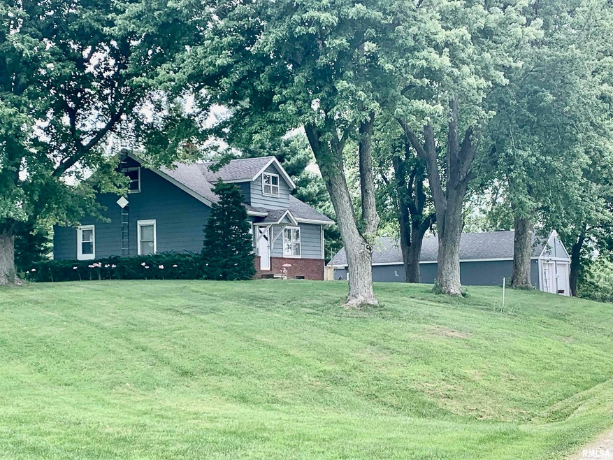 1940 Arcadia Rd, Jacksonville, IL 62650 - photo 1