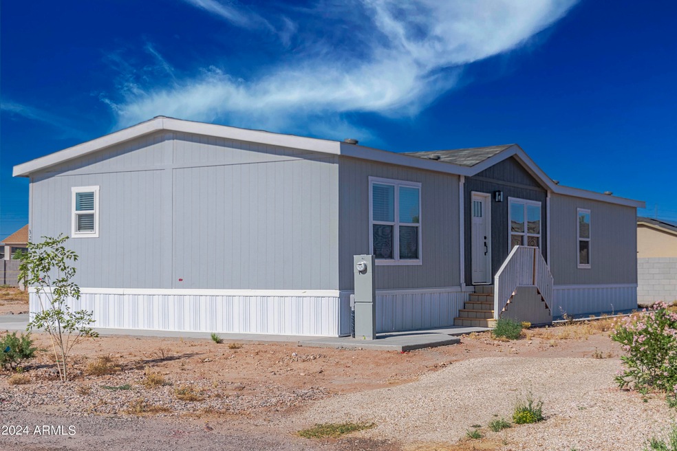 32029 N Poplar St 00027