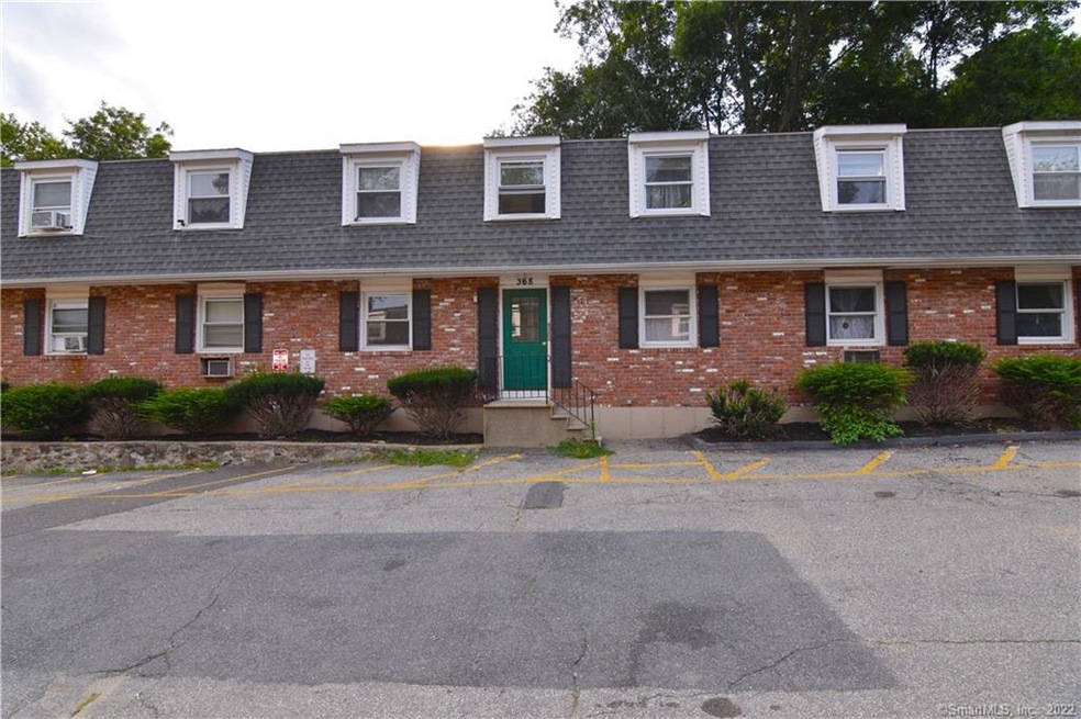 368 Colonial Ave unit 7C, Waterbury, CT 06704 - photo 1