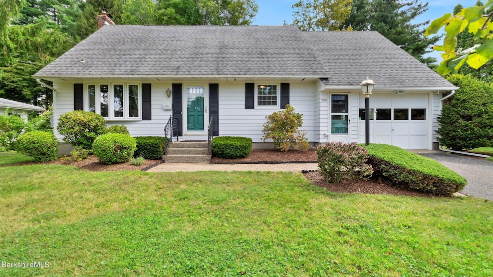 Sold $392,000 • Co-Listing Agent