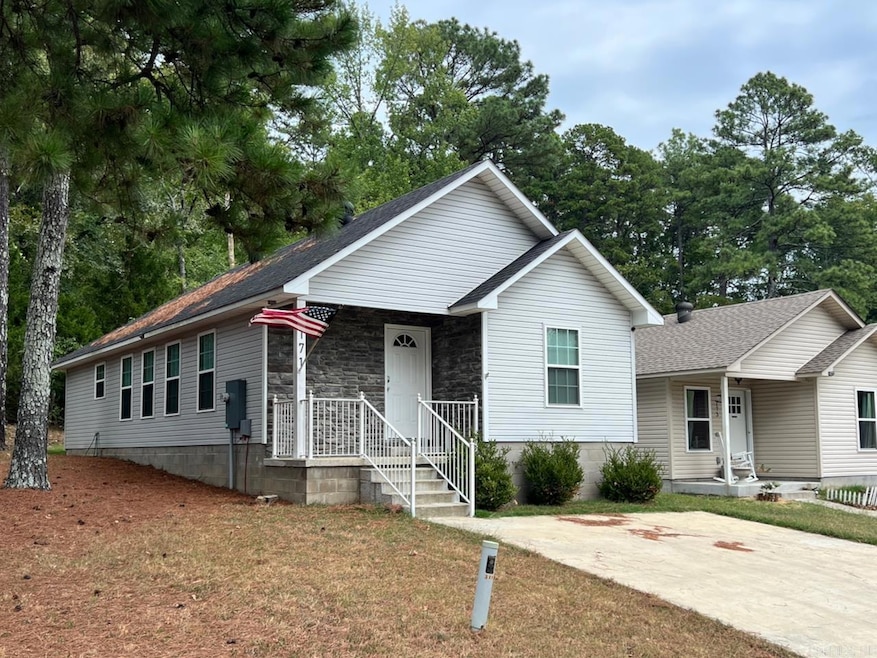 Sold $163,000 • Co-Listing Agent
