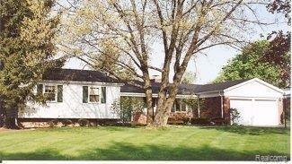 2360 Lost Tree Way, Bloomfield Hills, MI 48304 - photo 1