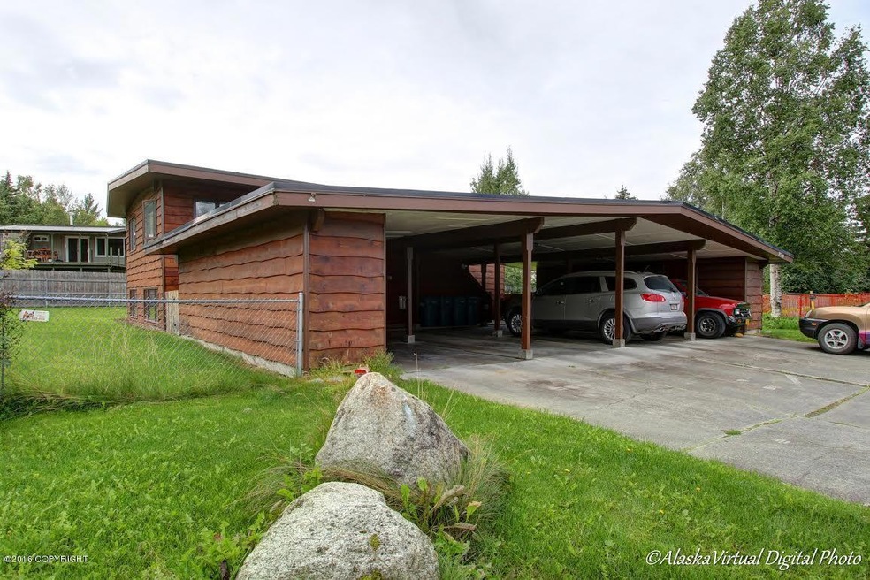 7324 Tanaga Cir unit D, Anchorage, AK 99504 - photo 1