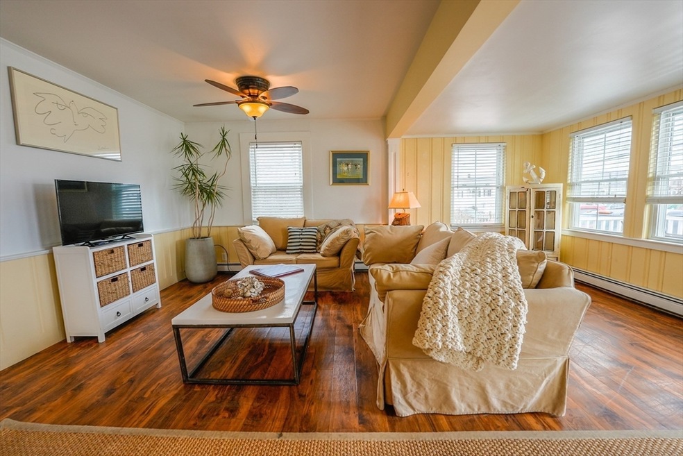 136 Railroad Ave unit A, Salisbury, MA 01952 - photo 1