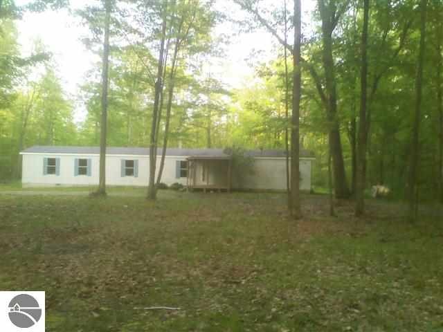 5129 E Michigan Ave, Au Gres, MI 48703 - photo 1