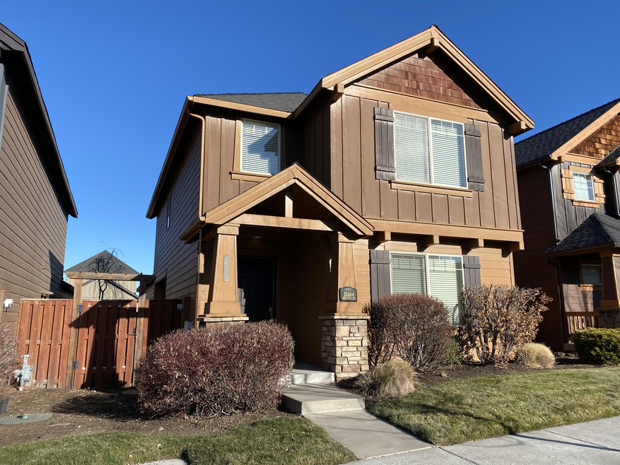 20464 Brentwood Ave, Bend, OR 97702 - photo 1