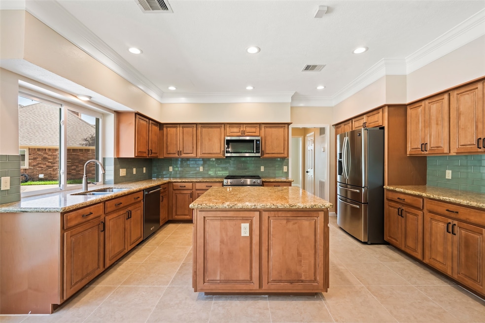 Under Contract $535,000