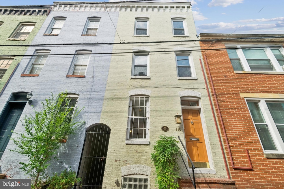 Under Contract $250,000