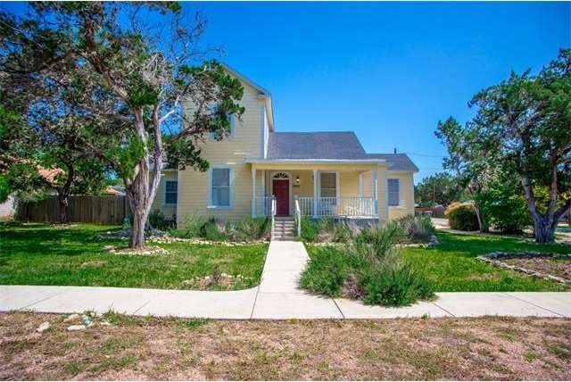 700 Dartmouth St, San Marcos, TX 78666 - photo 1