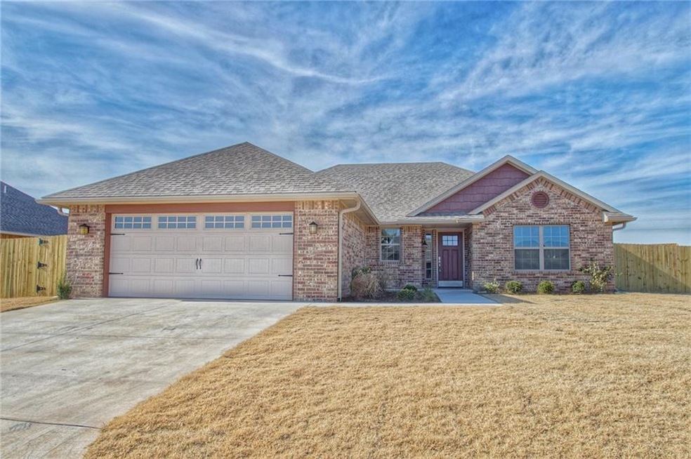 2208 Timbers Blvd, Shawnee, OK 74804 - photo 1