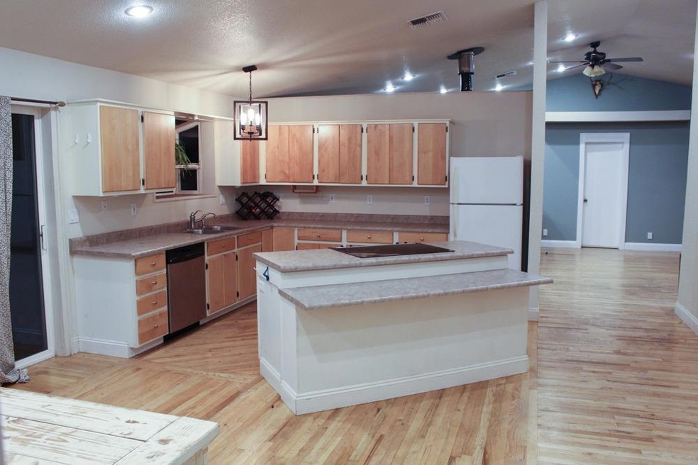 260 Round Prairie Rd, Wilderville, OR 97543 - photo 1