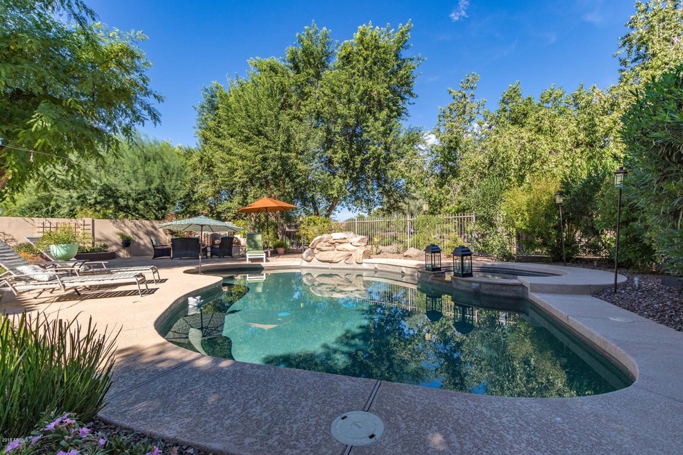 1322 E Strawberry Dr, Gilbert, AZ 85298 - photo 1