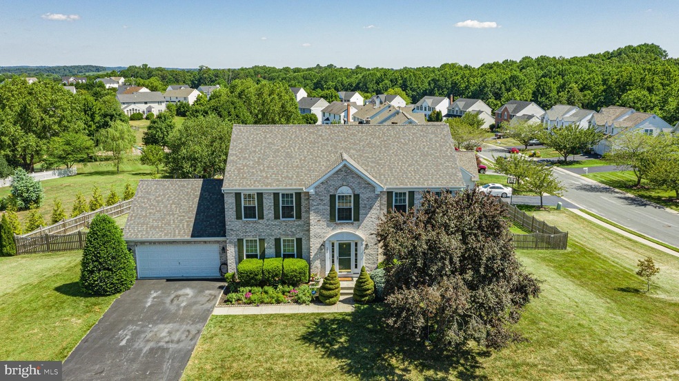 798 Sussex Ct, Sykesville, MD 21784 - photo 1