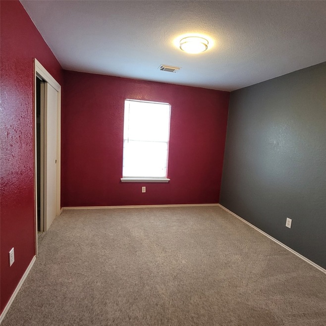 6022 NW Creek Cir, Houston, TX 77086 - photo 1