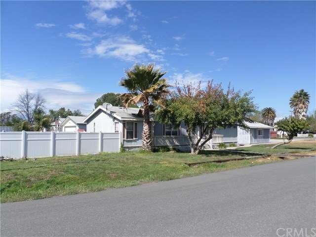 Large all usable lot!