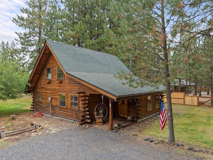 14842 Stagecoach, Sisters, OR 97759 - photo 1