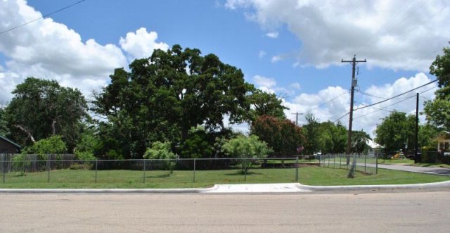 0 Hale St unit 70082, Fredericksburg, TX 78624 - photo 1