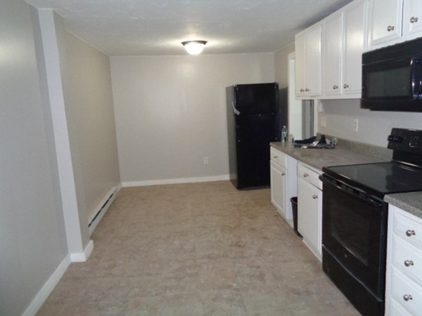 106 Main St unit 1, Webster, MA 01570 - photo 1