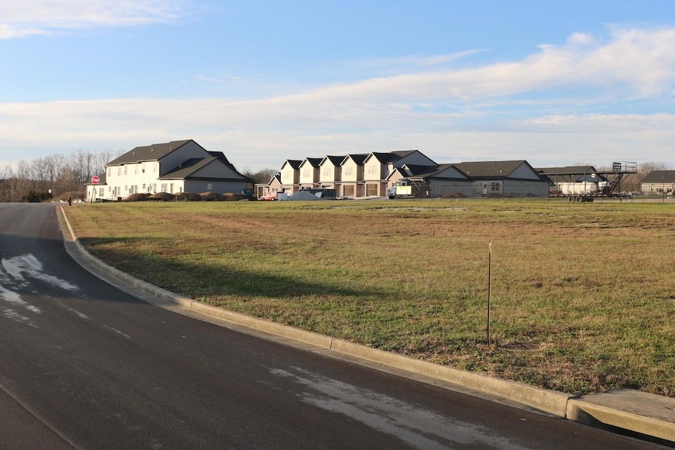 232 Pauline Dr, Berea, KY 40403 - photo 1