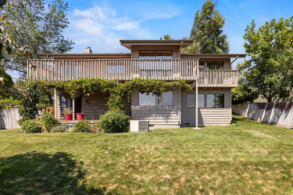 Pending $395,000